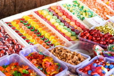 Are sugar substitutes harmful or beneficial?